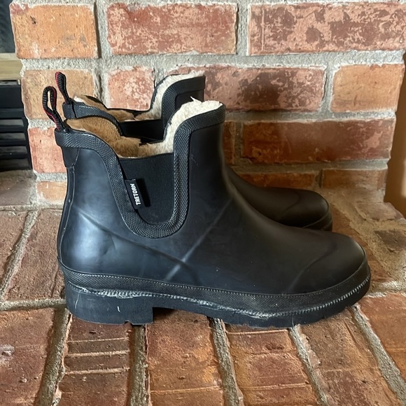 Tretorn Lina Chelsea Black Rain Boots - Picture 2 of 8